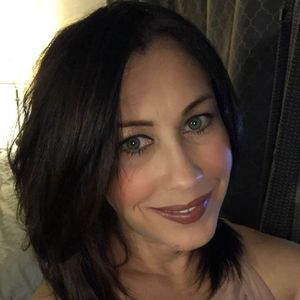 Meet your Posher, Ivette